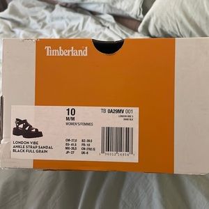 Timberland wms size 10 sandals nwt and box.